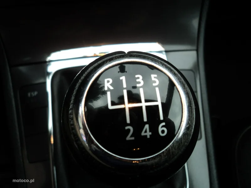 Volkswagen Passat B6 12