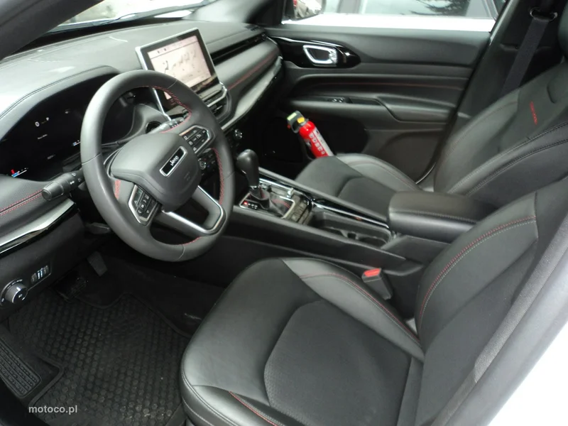 Jeep Compass 10