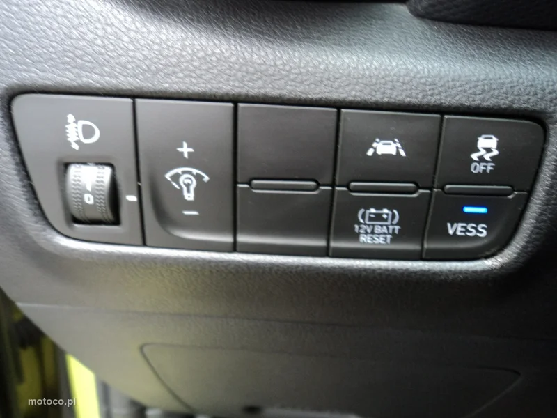 Hyundai KONA 12