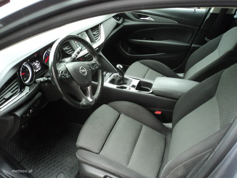 Opel Insignia Sports Tourer 11