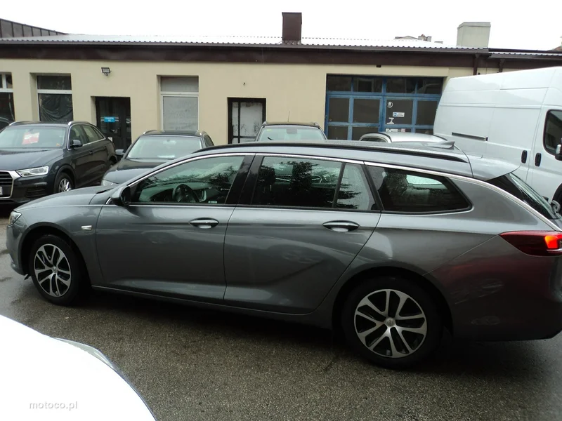 Opel Insignia Sports Tourer 4