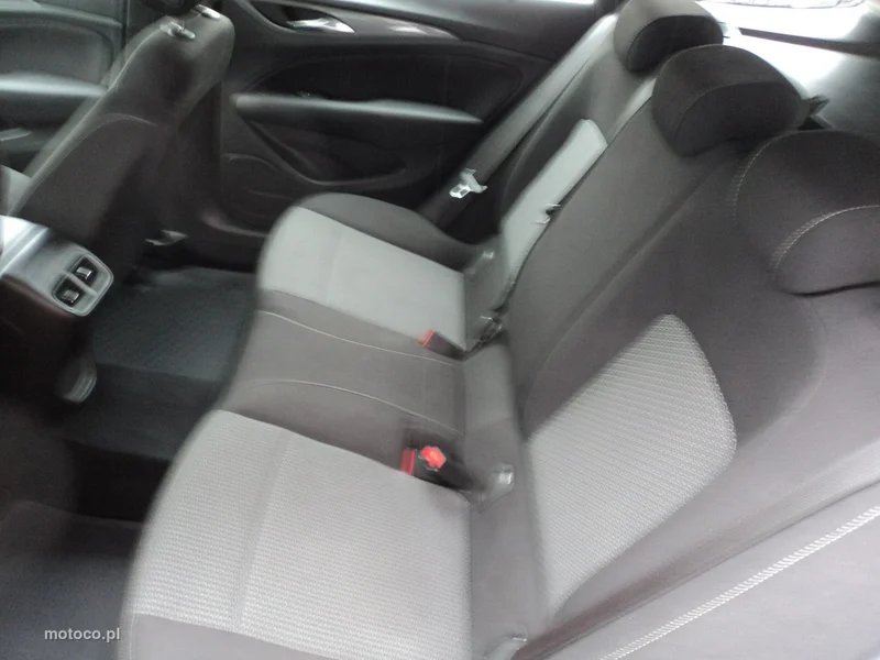 Opel Insignia Sports Tourer 9