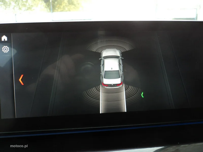 BMW Seria 5 G30 520 12