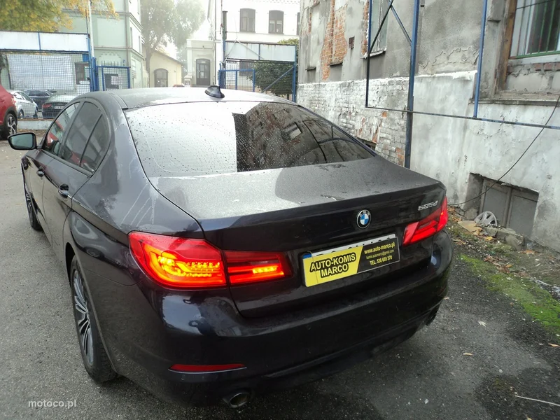 BMW Seria 5 G30 520 5
