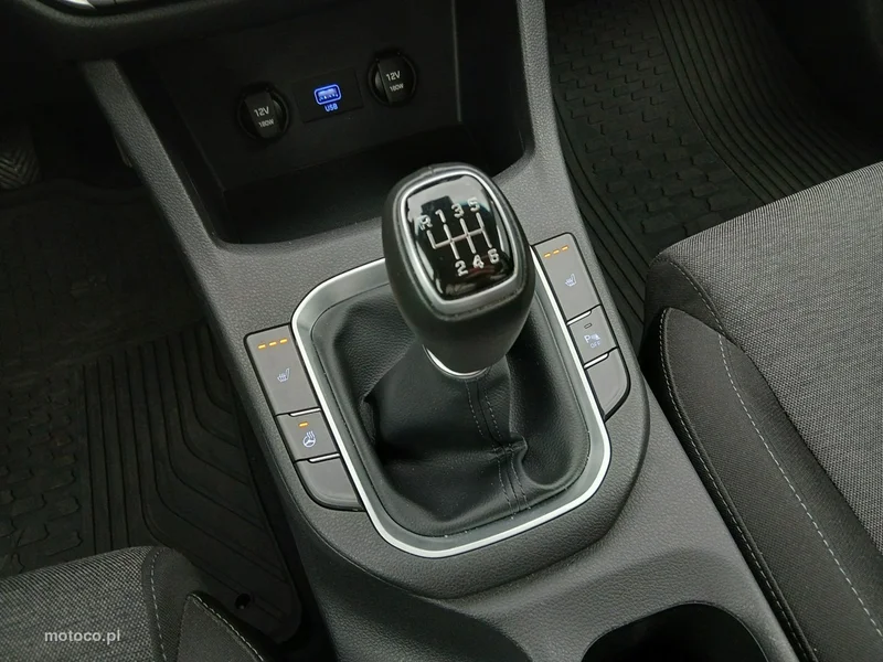 Hyundai i30 16