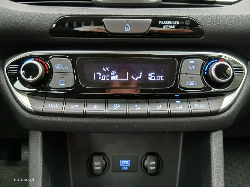 Hyundai i30 17