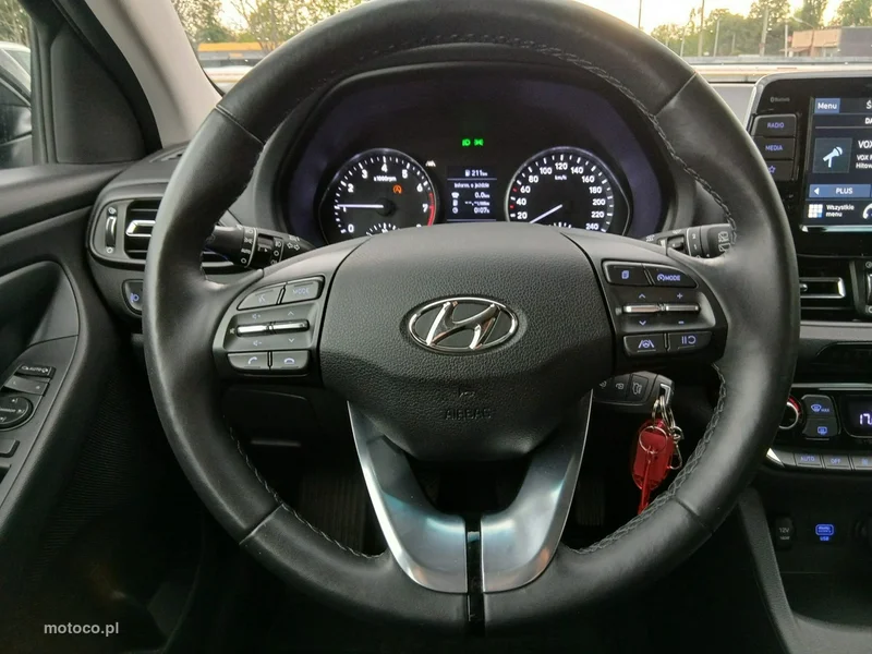 Hyundai i30 18