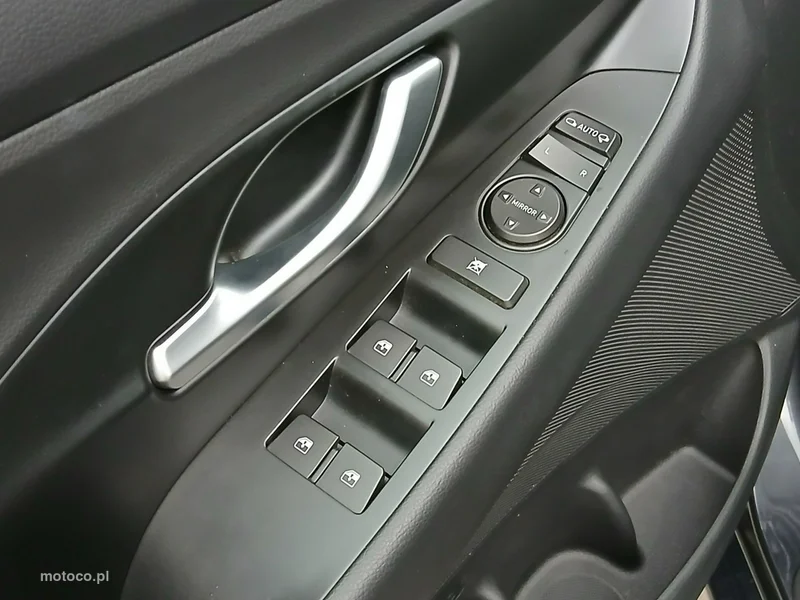 Hyundai i30 24