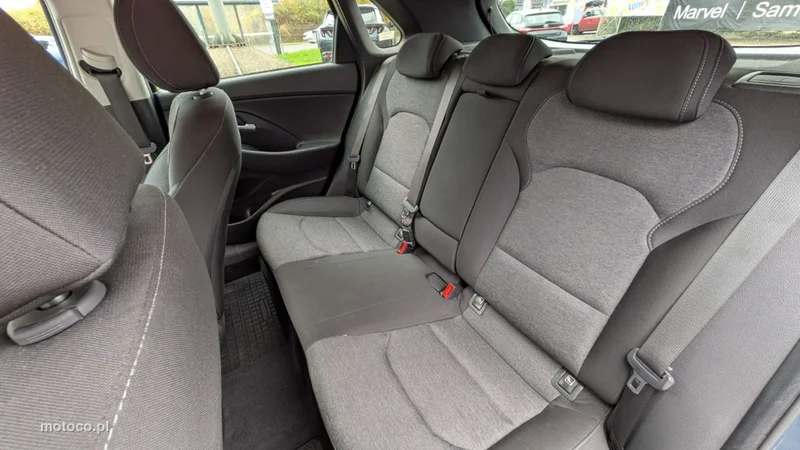 Hyundai i30 24