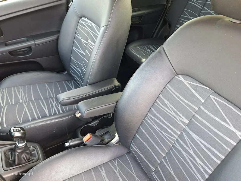 Kia Venga 22
