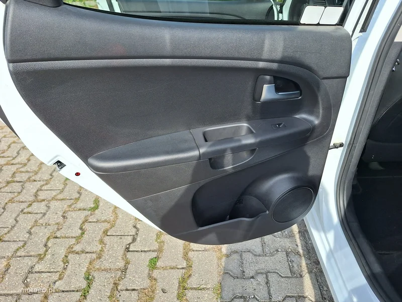 Kia Venga 27