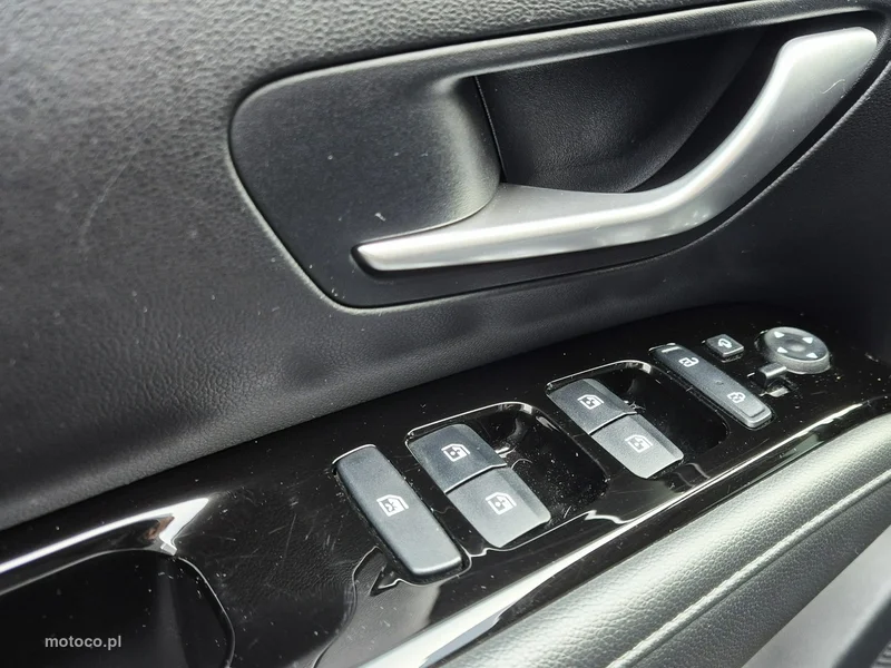 Hyundai TUCSON 12