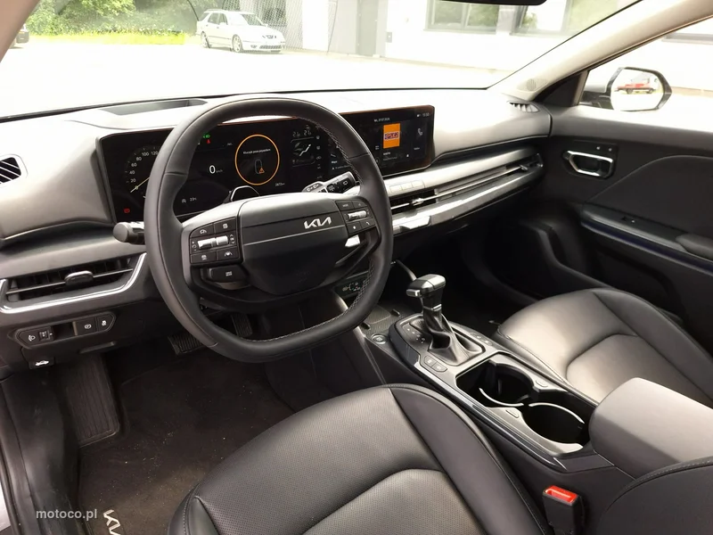 Kia K4 9