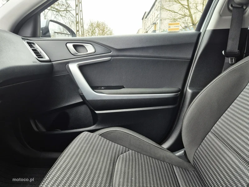Kia Nowy Ceed 26