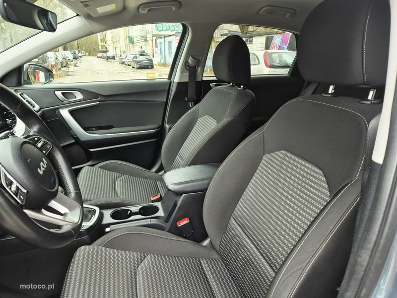 Kia Nowy Ceed 10