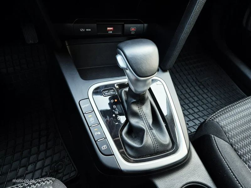 Kia Nowy Ceed 21