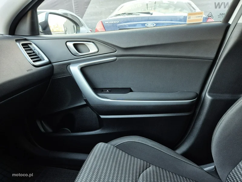Kia Nowy Ceed 23