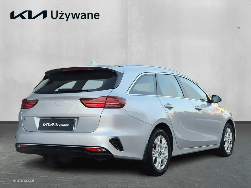 Kia Nowy Ceed 5