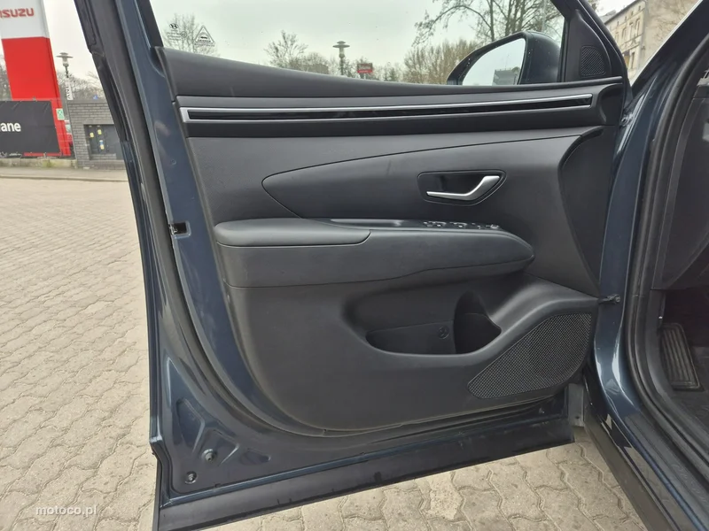 Hyundai TUCSON 11