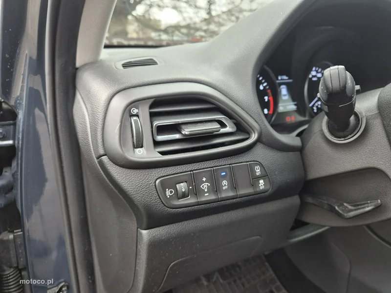 Hyundai i30 11