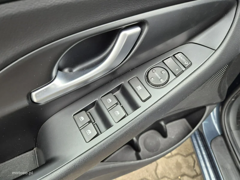 Hyundai i30 13