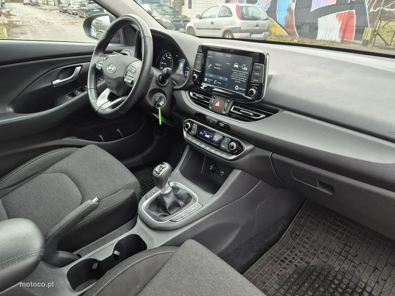 Hyundai i30 20