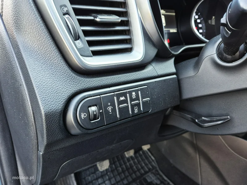 Kia Nowy Ceed 12