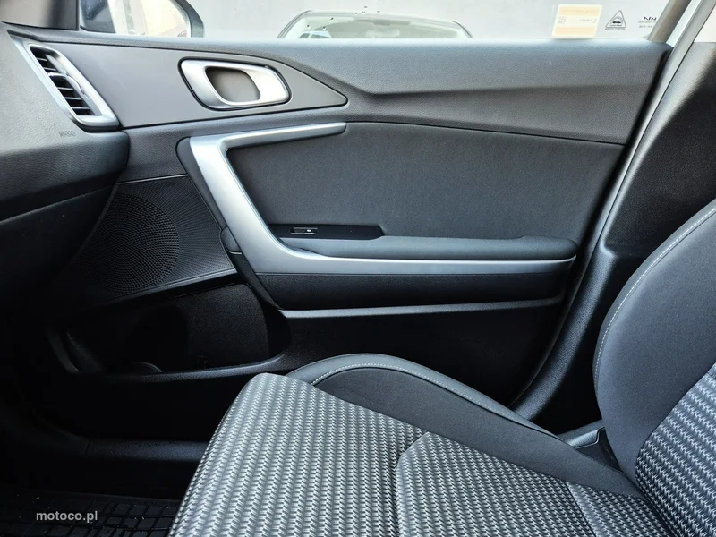 Kia Nowy Ceed 34