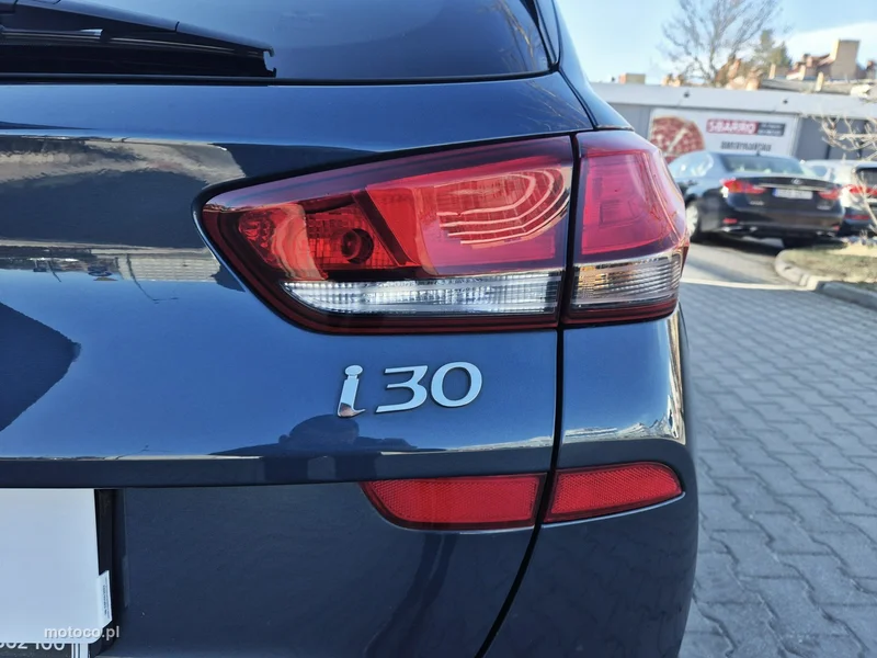 Hyundai i30 18