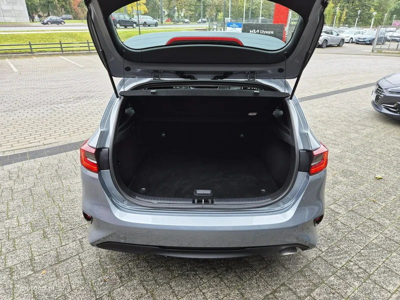 Kia Nowy Ceed 23
