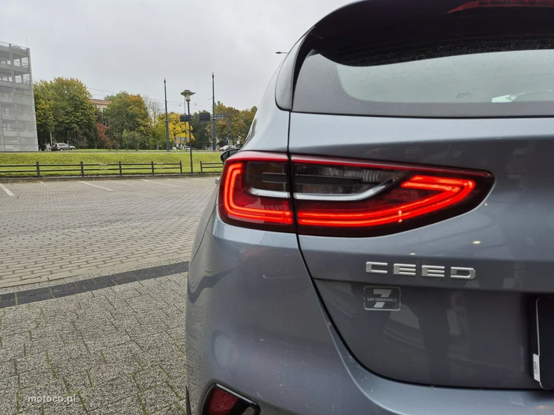 Kia Nowy Ceed 25