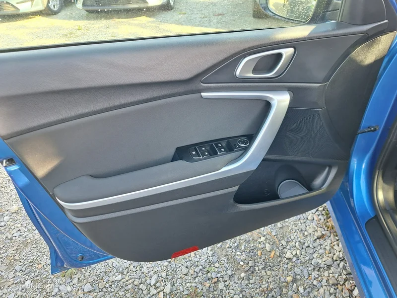 Kia Nowy Ceed 11