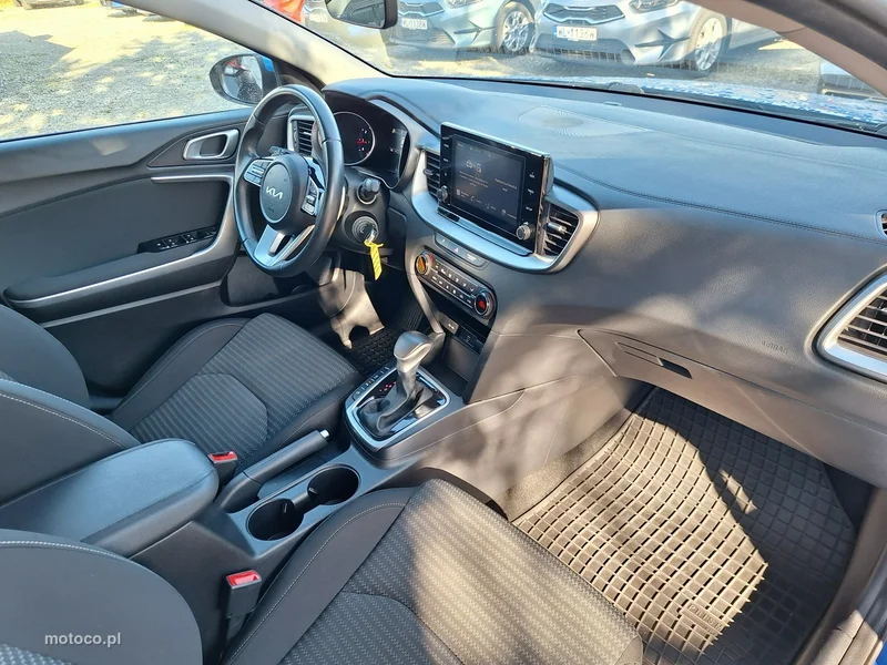 Kia Nowy Ceed 24