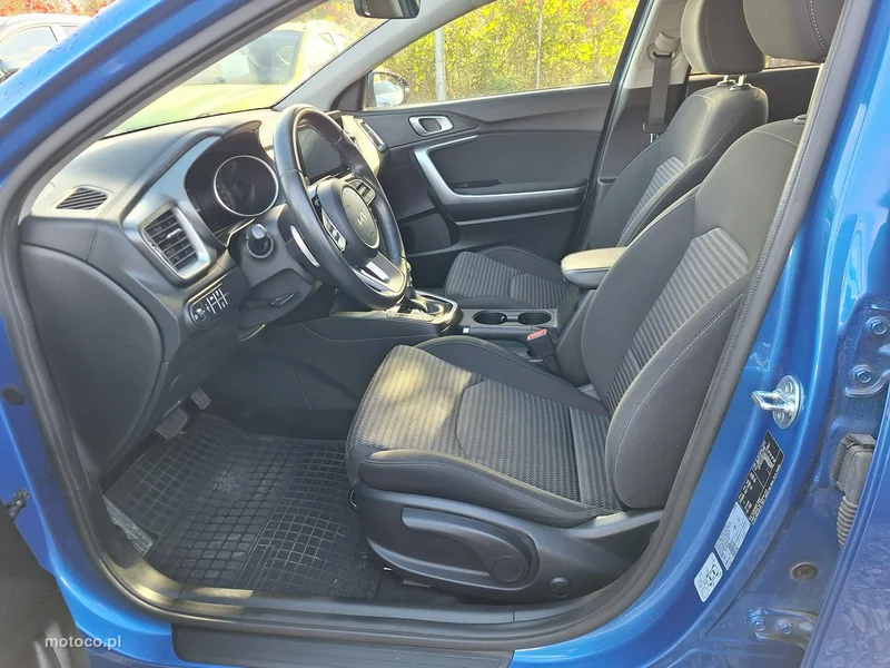 Kia Nowy Ceed 10