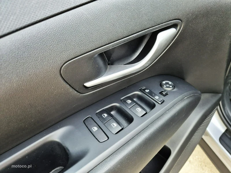 Hyundai TUCSON 12