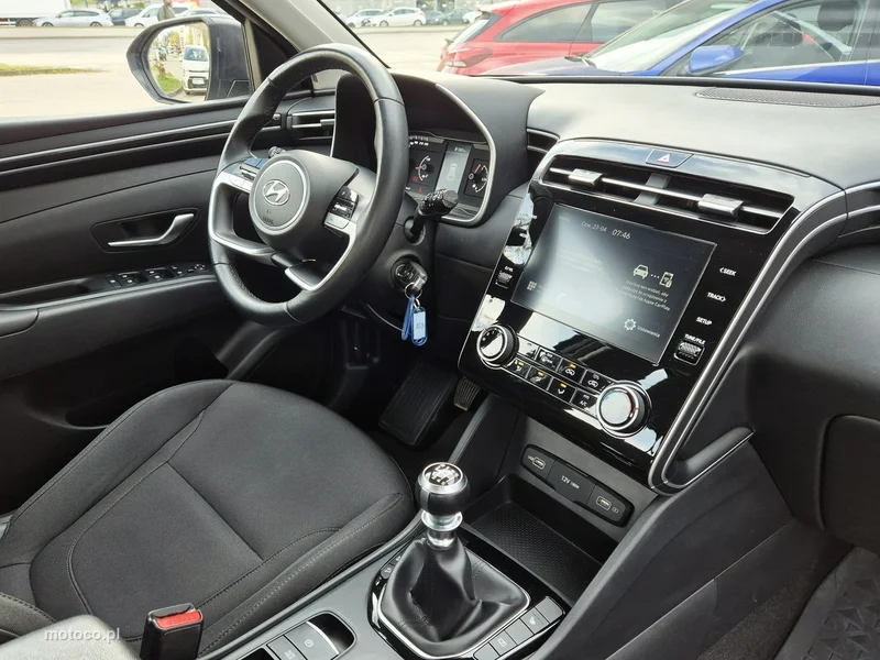Hyundai TUCSON 16