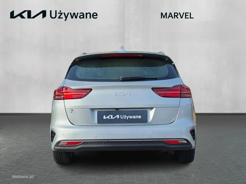 Kia Nowy Ceed 4