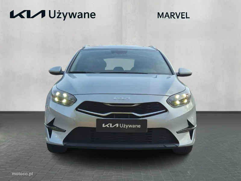 Kia Nowy Ceed 8