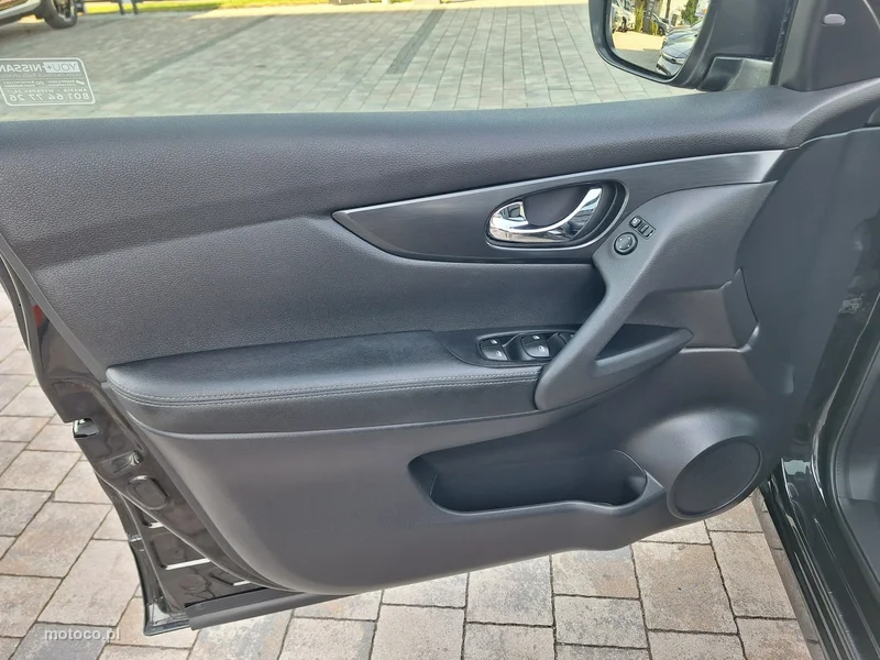 Nissan Qashqai 11