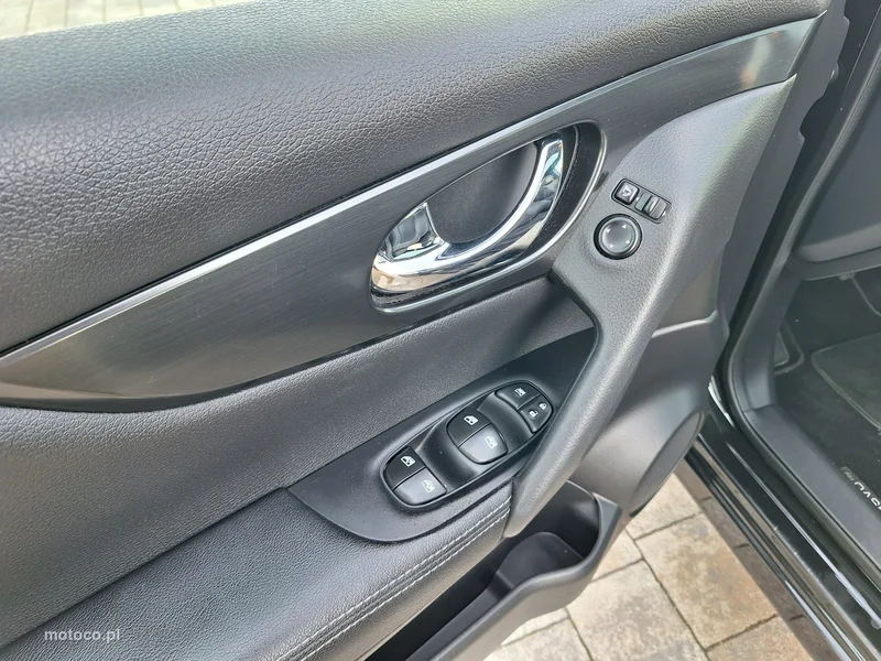 Nissan Qashqai 12