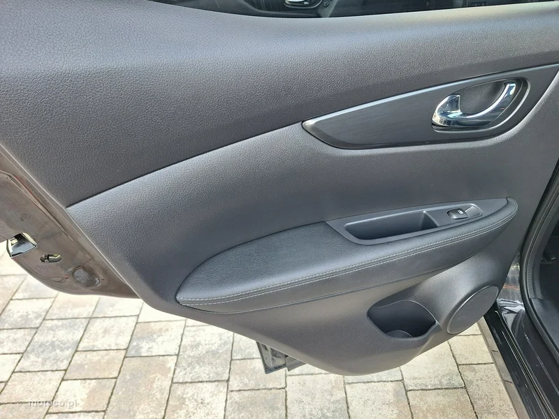 Nissan Qashqai 24