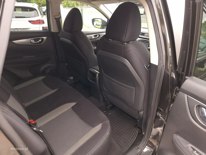 Nissan Qashqai 24
