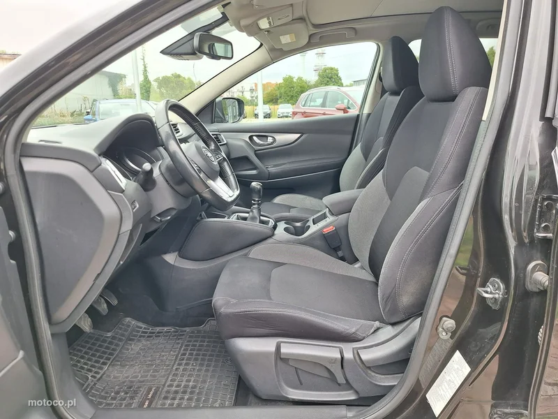 Nissan Qashqai 10