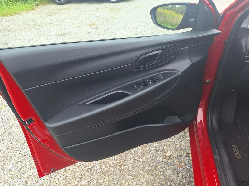 Hyundai i20 11
