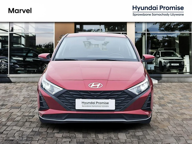 Hyundai i20 8