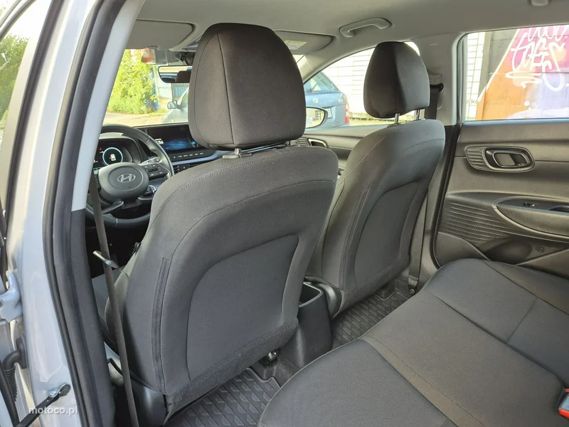 Hyundai i20 15