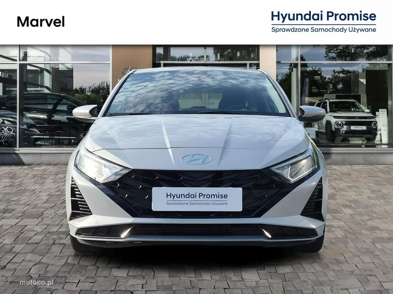 Hyundai i20 9