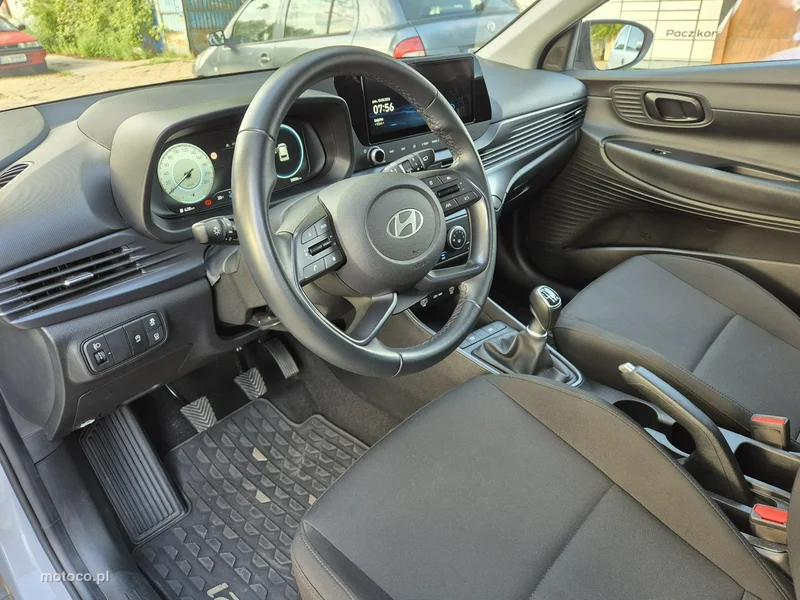 Hyundai i20 10