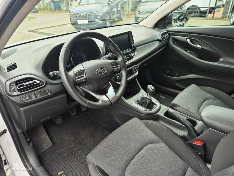 Hyundai i30 13