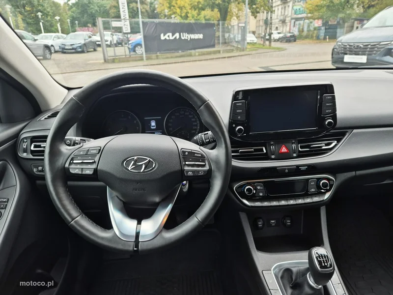 Hyundai i30 17